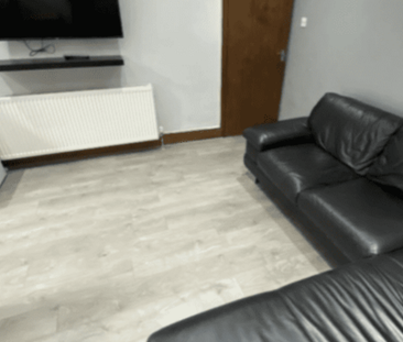 7 bedroom detached house to rent - Photo 1