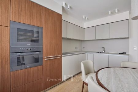 Appartement à louer à Paris 8Ème - Photo 3