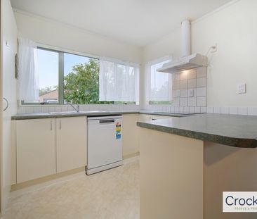 Charming 3-Bedroom Home in Henderson – 30 Kona Crescent - Photo 6