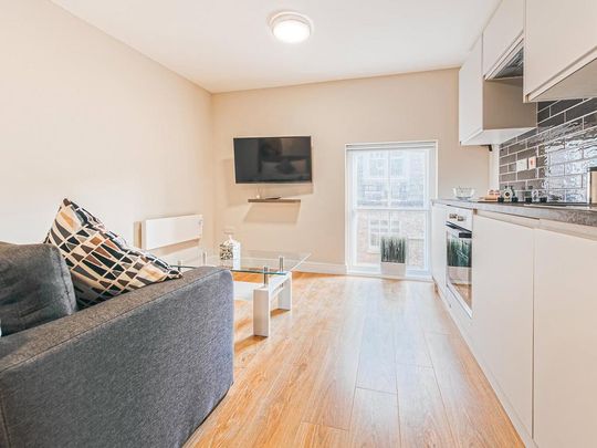 Studio to rent - Photo 1