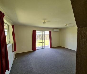 83a Silverdale Road - Photo 1
