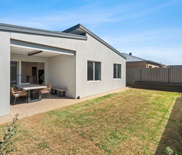 Stunning near-new home in St Leonard's - Photo 5