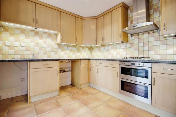 2 bedroom semi-detached house to rent - Photo 1