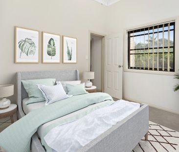 Spacious North Facing Living - Photo 2
