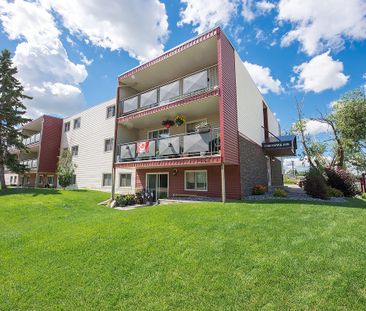 Raleigh Square Apartments - Photo 3