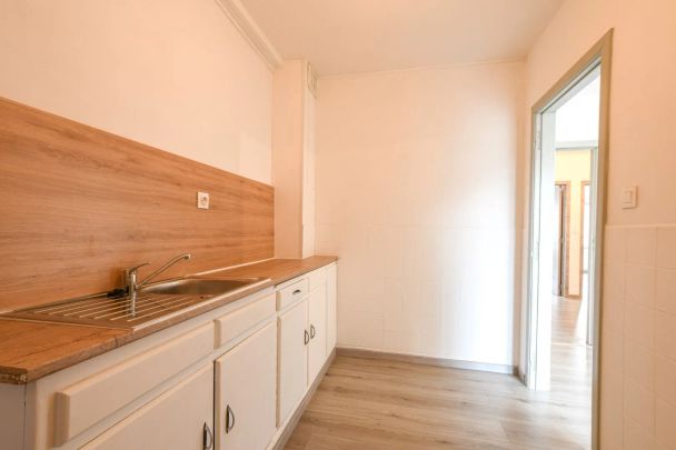 Gerenoveerd 2-slaapkamer appartement in Wenduine te huur - Photo 1