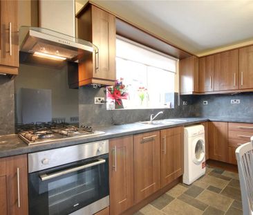 2 bedroom semi-detached house to rent - Photo 5