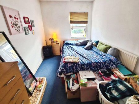 4 bedroom house to rent - Photo 3