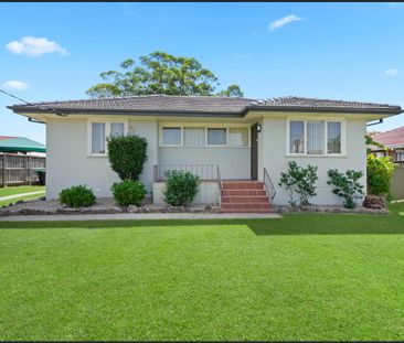 Charming Three-Bedroom Family Home in the Heart of Liverpool - Photo 3