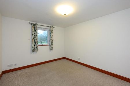 2 bedroom semi-detached house to rent - Photo 2