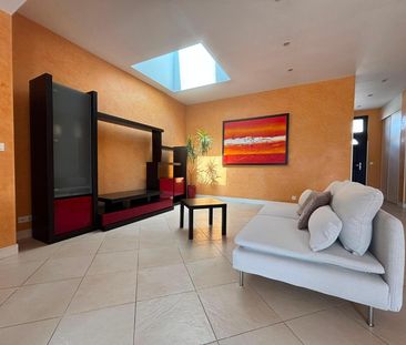 Location Maison 4 pièces 120m² BORDEAUX 33000 - Photo 2