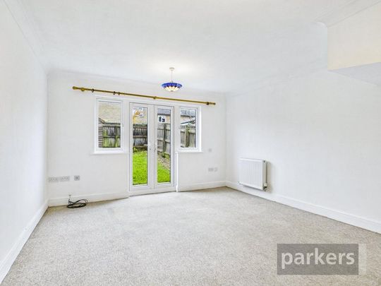 2 bedroom terraced house to rent - Photo 1