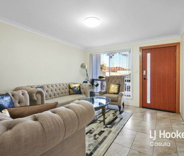 Modern Townhouse - Photo 2