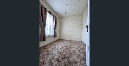 Centrally located with two bedrooms - Photo 2