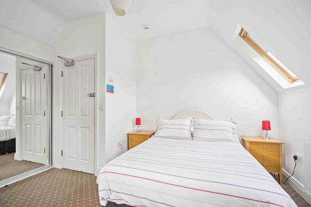 1 bedroom in a house share to rent - Photo 5