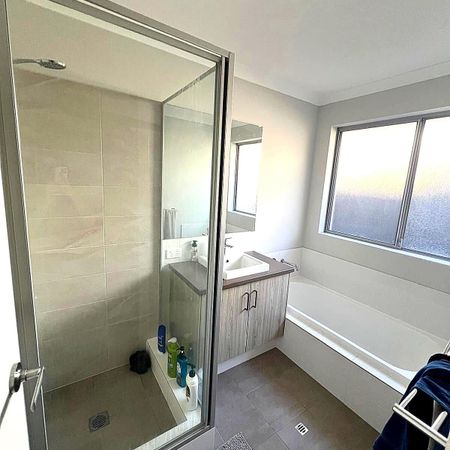 South Guildford - Photo 4