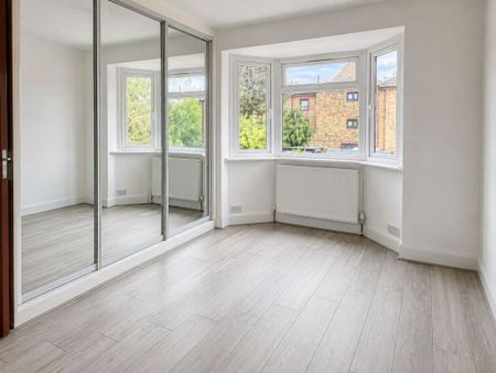Cavendish Avenue, Harrow - Photo 3