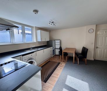 Kingswood House, Sherwood Rise, NG5, Nottingham - Photo 3