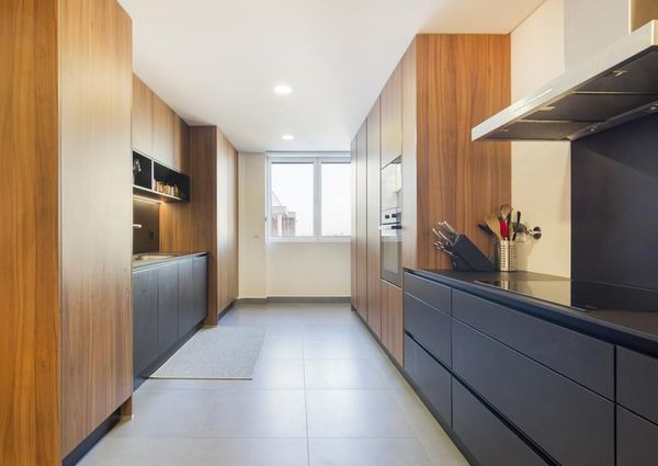 3 Bedroom Apartment with a view, Areeiro, Lisboa