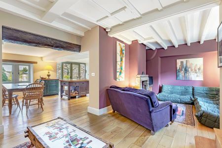 4 bedroom detached house to rent - Photo 3