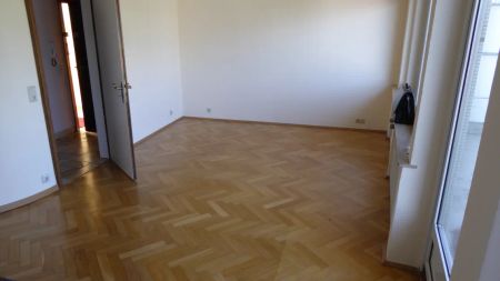 87m² Penthousewohnung mit 2 Zimmer, 2 Balkone und EBK in der Innenstadt/Fußgängerzone Hamm. - Foto 3