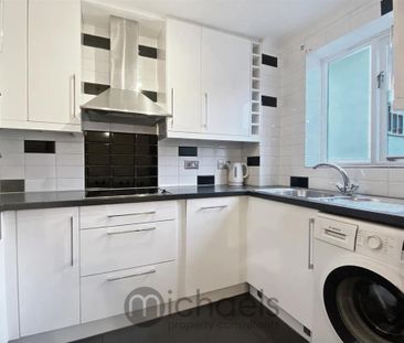 2 bedroom apartment to rent - Photo 6
