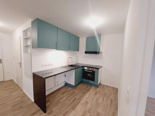 location Appartement T2 DE 46.67m² À ARPAJON - Photo 1