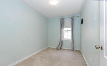 For Lease - 12 Cailiff Street, Brampton, Ontario - Photo 4