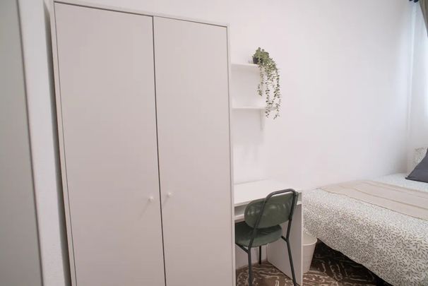 Carrer Trafalgar, Quart de Poblet, Valencian Community 46930 - Photo 1