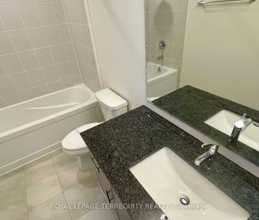 Townhouse For Lease | W8105478 - Photo 2