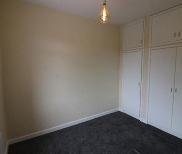 2 bedroom semi-detached house to rent - Photo 3