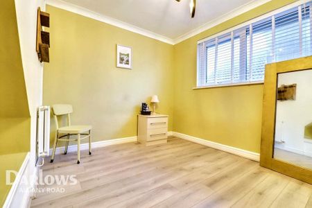 4 bedroom detached bungalow to rent - Photo 5