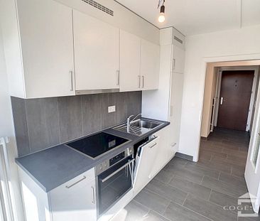 Appartement complétement renové de 2 pièces au 2ème étage - Photo 3