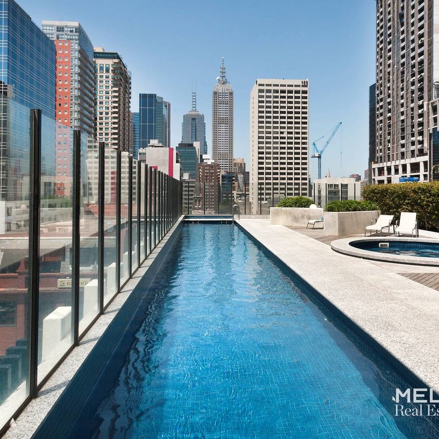 MODERN TWO-BEDROOM HAVEN - FURNISHED APARTMENT - Photo 1