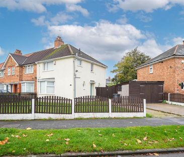 3 bedroom end of terrace house to rent - Photo 1