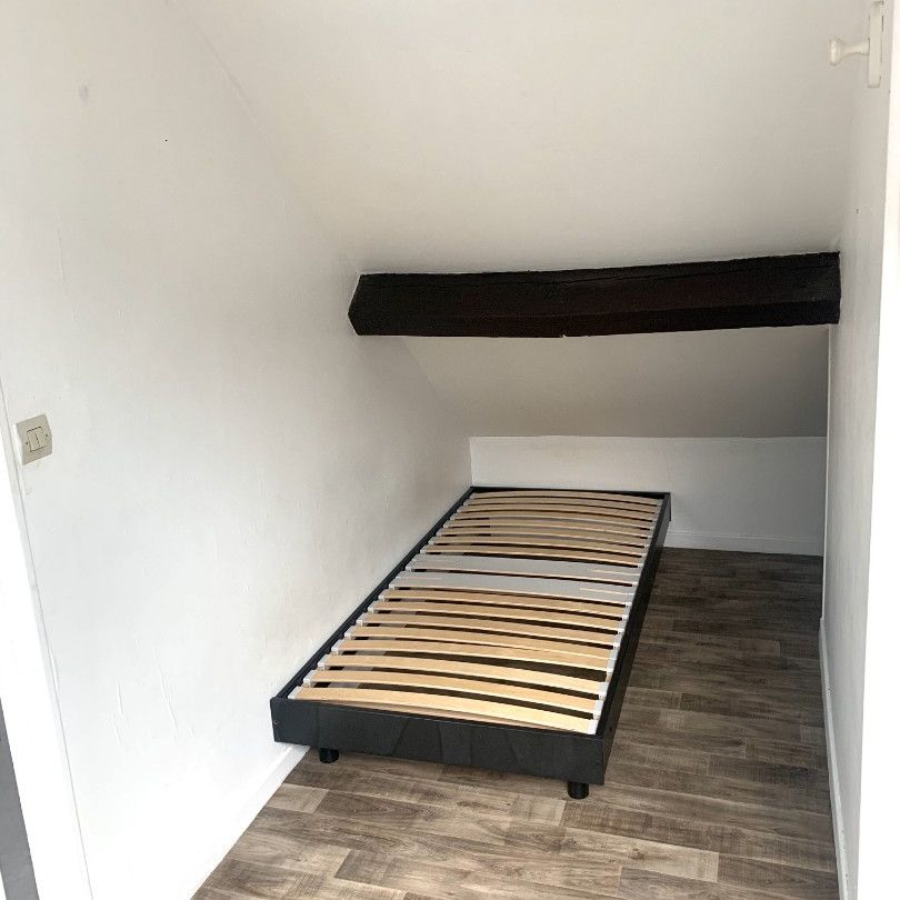 Location Appartement 1 pièce 21m² LILLE 59000 - Photo 1