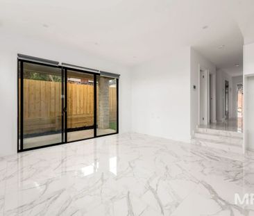 2/40 Christmas Street, Northcote - Photo 5