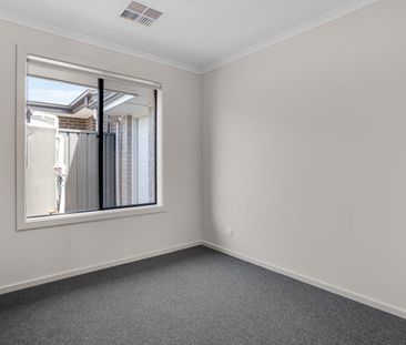 Stunning 4 Bedroom Family Home - Photo 4