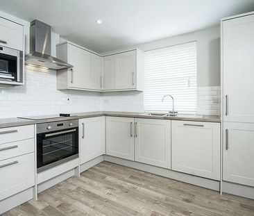 2 bedroom maisonette to rent - Photo 5