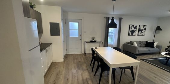41/2 Près Du Parc JC - Photo 3