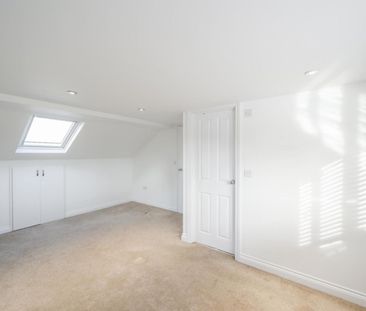 4 bedroom House To Let - Photo 5