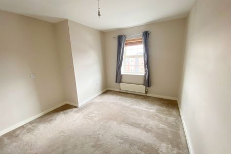 129 Kirkby View, S12 - Photo 3