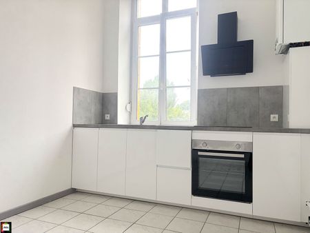 Location Appartement 3 pièces 77m² LONGWY 54400 - Photo 5