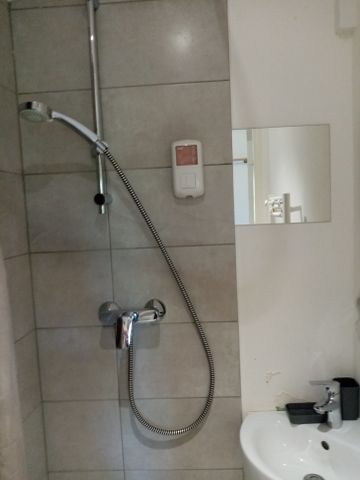 Location Appartement 1 pièce 10m² STRASBOURG 67000 - Photo 4