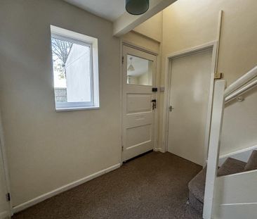 3 bedroom detached house to rent - Photo 2