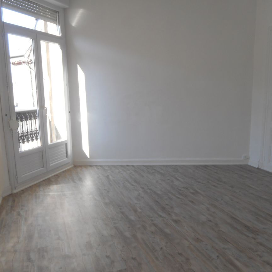 Appartement RUE DE PONTGIVART - Photo 1