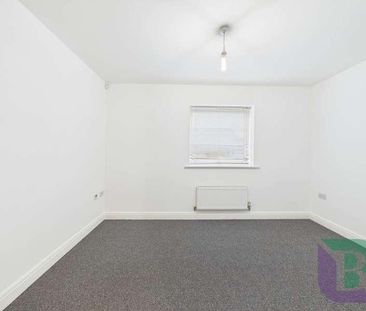 Harley Drive, Milton Keynes, MK7 - Photo 2