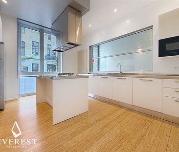 Quartier ULB! Élégante maison rénovée avec jardin - Photo 6