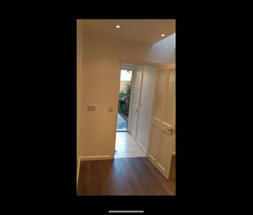 Studio Flat, Netley Road, IG2 - Photo 6