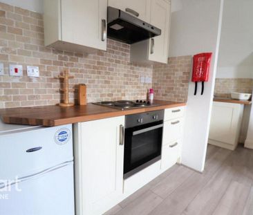 1 bedroom flat to rent - Photo 6
